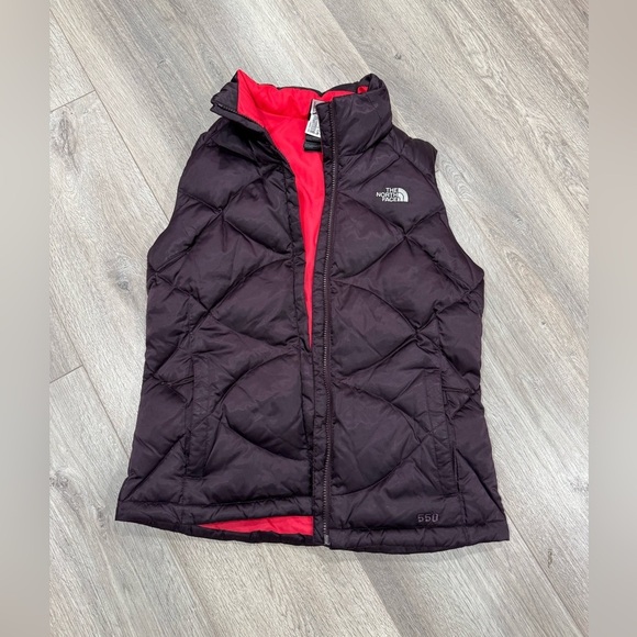 The North Face 550 Goose Down Puffer Vest Women’s Size Medium - Picture 7 of 7